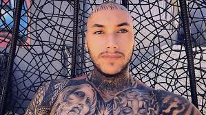 Тайцы в большинстве своём реагировали спокойно, без негатива, понимая, что от белых. Celebrity Ink Tattoo King John Edward Cohen 41 Sues Artist Billie Raven John Siolo For Tiktok Corrupt Bikie Slur The Courier Mail