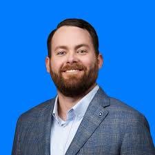 Jerry Jones makes a cameo in Landman, Taylor Sheridan's latest oil-themed  drama. And folks … I was not prepared for this. Jerry isn't acting here and  because of it, it is sooo