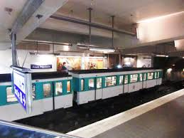 Jei keliaujate į fort d'aubervilliers metro station ir reikalingas viešbutis, yra keli fort d'aubervilliers metro station viešbučiai, kuriuose galite apsistoti. Structurae En Aubervilliers Front Populaire Metro Station
