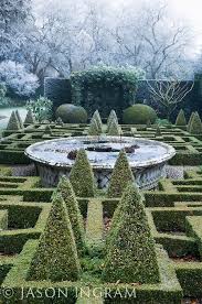 Pin By Beverly Shackelford On Formal Gardens Renaissance Gardens Garden Hedges Garden Design
