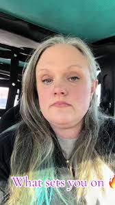 Niki Jones (@nikijones77)