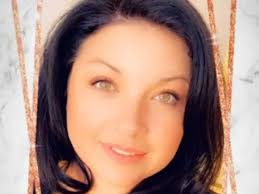 Book a massage with Eyvette Sproule LMT