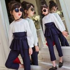 Vestido de niña viyela con nido de abeja bordado a mano. Pin Na Doske Tomo