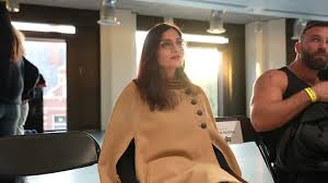 35 Videos, Footage, & Video Clips