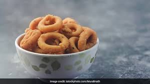 This is one of the healthiest dis as it contains many vegetable mix. 10 Best South Indian Snacks Recipes Top South Indian Snacks Recipes Ndtv Food