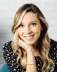 Krista Noel's Instagram, Twitter & Facebook