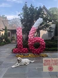 Sweet 16 Yard Balloon Numbers 16 Balloons Balloons Balloon Decorations