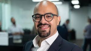 Stephen Mars's Instagram, Twitter & Facebook