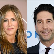 Jennifer Aniston: David Schwimmer delights fans with 'best reply' to  Friends co-star's shower photo