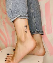 Pin Von Wiebke Auf Tattoos Feine Tatowierungen Tattoo Ideen Klein Kleine Feine Tattoos