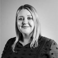 Cecilia Quesada's Instagram, Twitter & Facebook