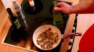 Jagersosse Schnell Selbst Gemacht Rezept Z B Fur Schnitzel Oder Omelette Youtube