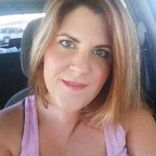 Ashley Kubiak's Instagram, Twitter & Facebook