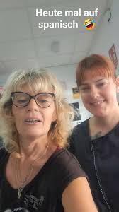 Einfach schön, die Hunde so schön zu sehen , Früher habe ich alles alleine  gemacht, heute genieße ich es, meine Hunde sauber zu genießen nun bin  dankbar, daß ich meine Adoptionshunde si hübsch ...