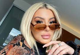 Tana mongeau is a 22 year old american personality. Tana Mongeau Net Worth Husband Age Instagram Wothappen