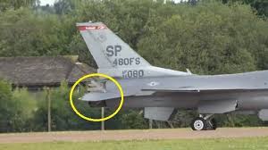 It contains 2 authentic paint scheme of jasdf. F 16 From Usaf Viper Demonstration Team Does Emergency Landing At Riat 2019 After Experiencing Issue With Right Horizontal Stabilizer The Aviation Geek Club