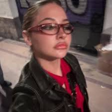 kelsey (@__kelsssey)