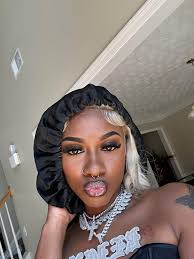 Hey any makeup models available? New here to mebane