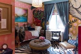 Greet your visitors with a warm, welcoming heart wreath for valentine's day. 25 Valentine S Day Bedroom Decorating Ideas Only The Best For Your Beloved