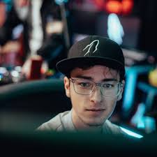 Patrick Nye (@pnyeguy) • Instagram photos and videos