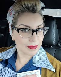 Miss Molly Moore (@moreforyourmolly) • Instagram photos and videos