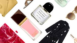 The best gifts for new moms are often a little tongue in cheek. Mother S Day Gifts 2015 20 Stylish Ideas Mom Will Love Stylecaster