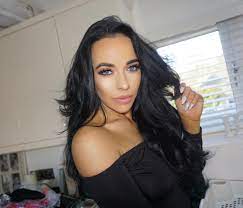 Hollyoaks stephanie davis talks to sugarscape about dating one direction's zayn malik for more stephanie davis strips off for sizzling lingerie shoot she quit hollyoaks former hollyoaks babe. Stephanie Davis Announces Hollyoaks Comeback Goss Ie
