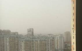 По словам балабух, пылевая буря, которая началась в стране 19 июня, вероятнее всего пришла из региона каспийского моря, то есть из казахстана. Kiev I Prigorod Nakryla Pylevaya Burya á‰ Video Korrespondent Net