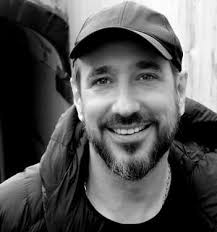 Der Katalog zum Design Mission & Design Vision Award 2023 Alle nominierten  und ausgezeichneten Designleistungen.