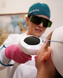 Michelle Chartier's Instagram, Twitter & Facebook