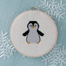 Aida 14, cream 121w x 133h stitches size(s): Free Cross Stitch Patterns For Every Month Allpeoplequilt Com
