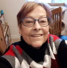 Gayle Wade's Instagram, Twitter & Facebook