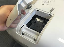 Für beste bilder auf der leinwand sorgen optoma beamer und projektoren. Beamer Lampenwechsel Beamer Discount De Blog