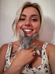 Karina Thompson (@farmdolll) • Instagram photos and videos