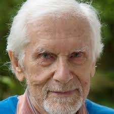 Dylan Lorenz's Instagram, Twitter & Facebook