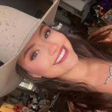 Hi, this is a long shot but I'd love to find a book I read about thirty  years ago. I can't remember the title or the author but it was about two