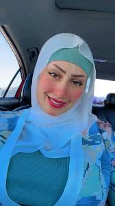 موظفو اللجنة الأولمبية...