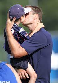 And it is tom brady kissing his son on the mouth for kind of a long time. No Big Deal Just Tom Brady French Kissing His Son Sportscrack