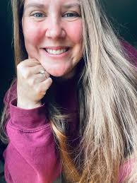 Offering cleaning and organization services