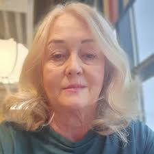 Hi everyone, I'm looking to get my pants altered? . Could anyone recommend  a cheap tailor in Dublin? Thanks.”