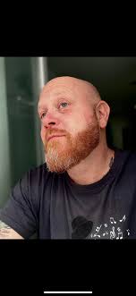 Individanpassade lektioner i sång, gitarr och piano! Ingen kursplan och  inga måsten! Lektioner som helt är anpsssade för DIG! Jag lyssnar på vart  du är musikaliskt och vart du vill komma, och