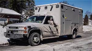 Couple Turn Old Ambulance Into Their Traveling Home Ambulance Camper Van Conversion Diy Van Life