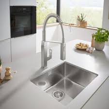 Just as a great meal combines beautiful presentation, fresh ingredients and nutritional value, our faucets perfectly balance quality, technology and design. Grohe Kitchen Faucets