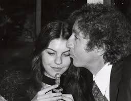 Hvem er Sam Elliotts kone, Katharine Ross? Hans datter, højde, bio