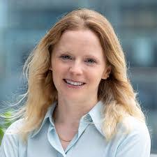 Justine Erickson's Instagram, Twitter & Facebook