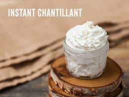 Apprenez A Faire Une Chantilly De Karite Maison Une Recette Facile Rapide Legere Et Que Vo Shea Butter Recipes Easy Body Butter Recipes Homemade Body Butter