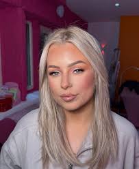 🍑🌺🪩𝐸𝒱𝐸 𝒲𝐼𝐿𝐿𝐼𝒜𝑀𝒮 🪩🌺🍑 (@ewilliamsmakeup_) • Instagram photos  and videos