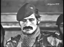 (quer dizer a 25 dezembro 2009. 25 De Novembro De 1975 Hoje E Sempre Youtube