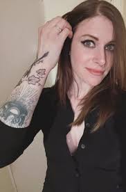 Had a nice evening catching up with friends. Busy day but good ☺️💜