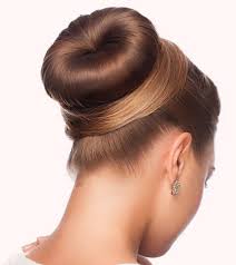 Haircuts for thin long hair are here, and now you can easily choose different hairstyles to wear as per the occasion. Glamorous Prom Hairstyles For Thin Hair The Secret Is In The Volume